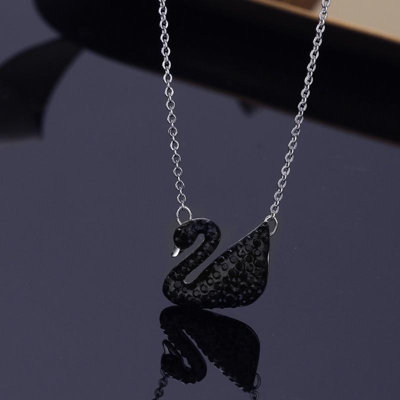 CDE Black Swan Silver Necklace CDE6041BL